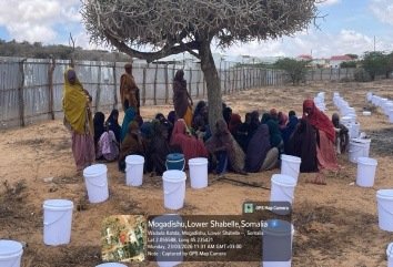 Kahda hygiene kit distribution: photograph 1 from the TSS report